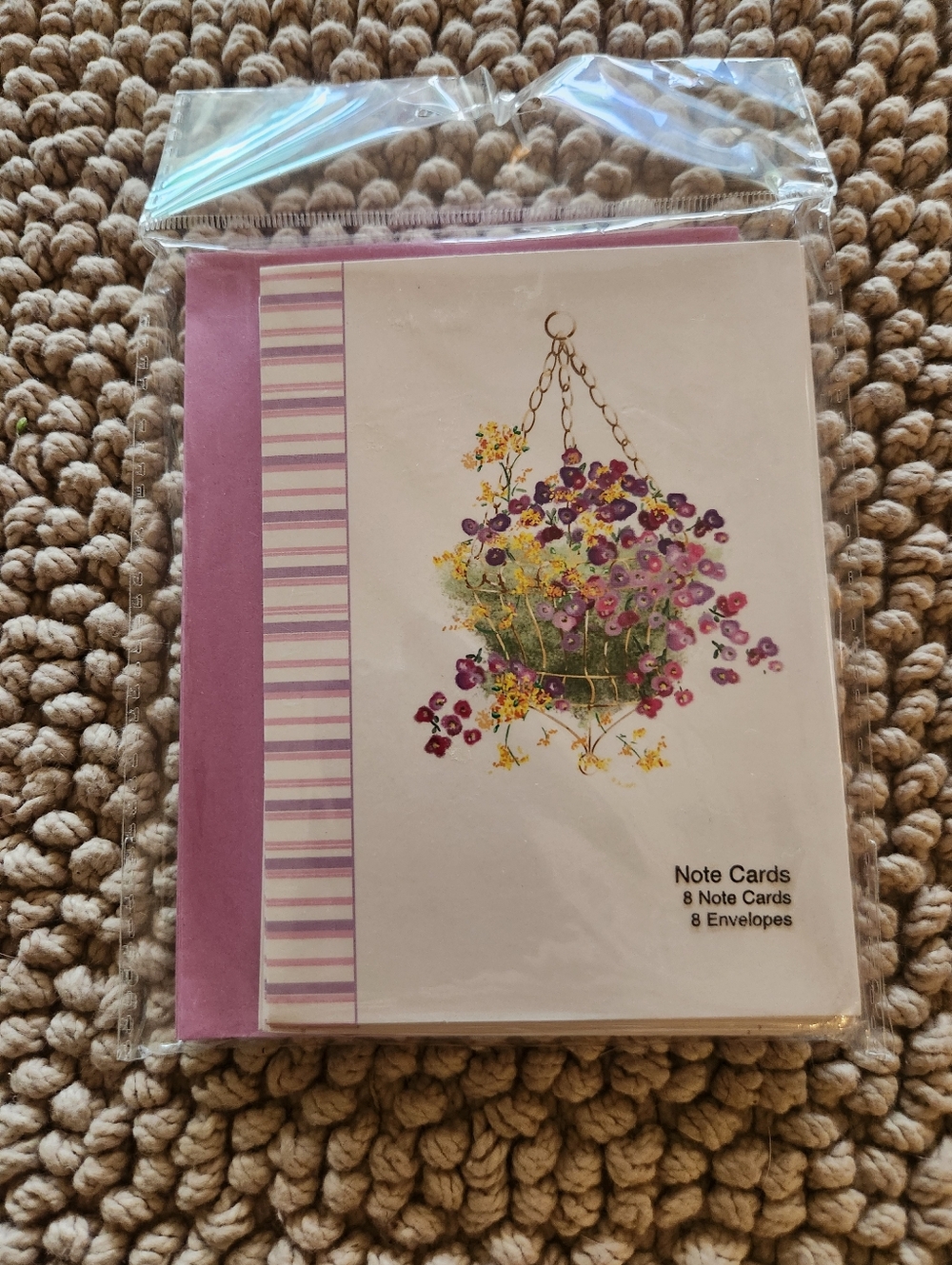 Studio 18- Violet flowers in Hanging Basket–8 cards & coordinating envelopes NWT